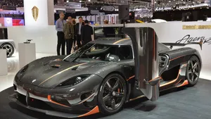 科尼塞克Agera RS跑车图片_3
