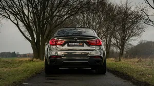 2018款BMW 宝马 X6汽车壁纸_3