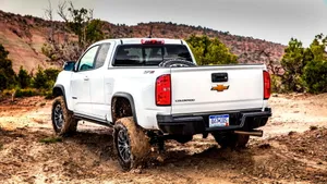 2018雪佛兰库罗德Chevrolet Colorado ZR2汽车壁纸_3
