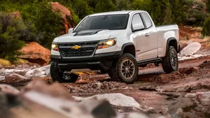 2018雪佛兰库罗德Chevrolet Colorado ZR2汽车壁纸_16