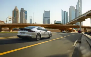 保时捷Panamera Turbo S E-Hybrid图片壁纸_3