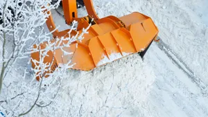 铲雪车图片壁纸_10