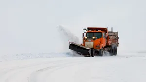 铲雪车图片壁纸_13