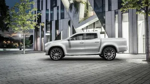 2016 Mercedes-Benz X-Class（奔驰皮卡）_2
