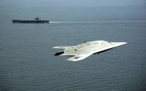 X-47B隐形无人机图片_3