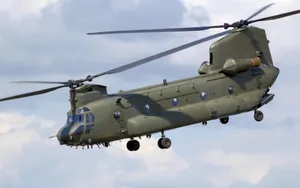 CH-47支奴干运输直升机_3