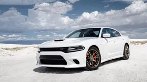 2015款道奇Charger SRT Hellcat壁纸_4