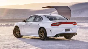 2015款道奇Charger SRT Hellcat壁纸_8