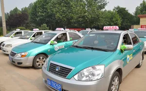 各地城市出租车图片壁纸_9