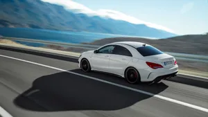 2014 Mercedes-Benz CLA45 AMG奔驰壁纸_3