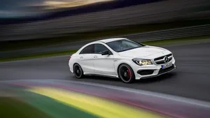 2014 Mercedes-Benz CLA45 AMG奔驰壁纸_8