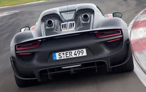 2013款保时捷918 Spyder汽车壁纸_12