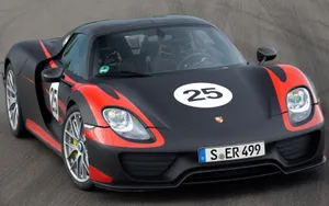2013款保时捷918 Spyder汽车壁纸_13