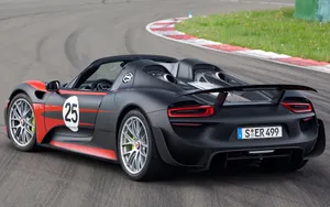 2013款保时捷918 Spyder汽车壁纸_16