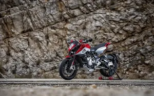 2014款阿古斯塔MV Agusta Rivale 800摩托_3