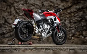 2014款阿古斯塔MV Agusta Rivale 800摩托_7