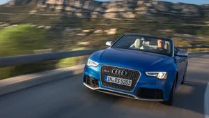 2014款奥迪RS5敞篷跑车_10
