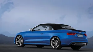 2014款奥迪RS5敞篷跑车_23