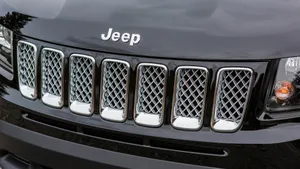 2014款Jeep指南者壁纸_15