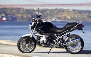 宝马R1200r摩托车壁纸