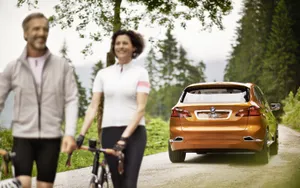 宝马Active Tourer Outdoor概念车壁纸_8