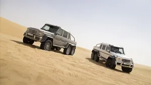2013奔驰越野车 G63 AMG 6X6壁纸_17