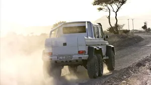2013奔驰越野车 G63 AMG 6X6壁纸_2