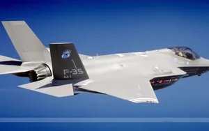 F-35闪电2战斗机桌面壁纸_5