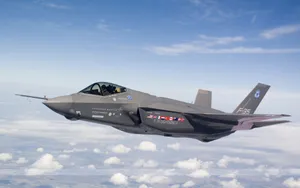 F-35闪电2战斗机桌面壁纸_7
