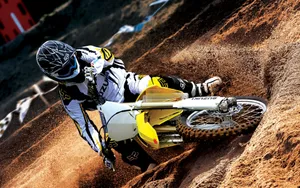 铃木 RM Z450摩托车_14
