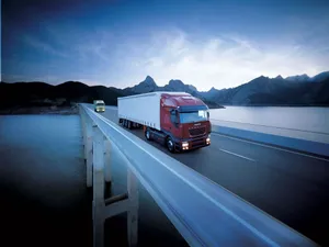 IVECO重型货车_4