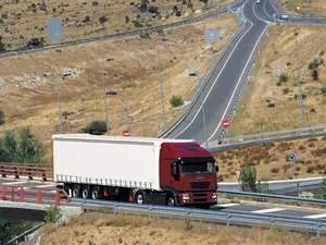 IVECO重型货车_6