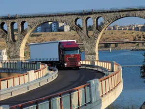 IVECO重型货车_9