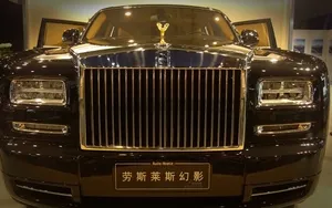 2012名车展桌面壁纸_7