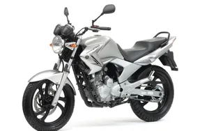 雅马哈250跨骑摩托车_6