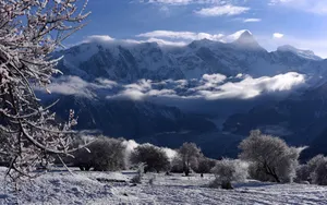 索松村雪山雪景图片_6