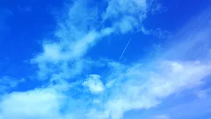 天上的白云云彩图片_4