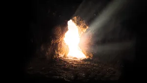 神秘的山洞洞穴图片_5