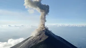 火山爆发图片_4