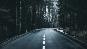 景色优美的公路图片_3