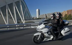 2012款Moto Guzzi Norge GT 8V摩托车_12