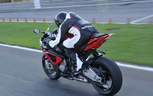 宝马 S 1000 RR摩托车壁纸_6