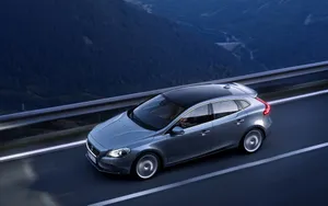 VOLVO 沃尔沃 V40 2013_8