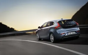 VOLVO 沃尔沃 V40 2013_10