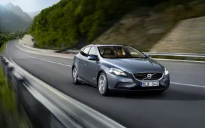 VOLVO 沃尔沃 V40 2013_12