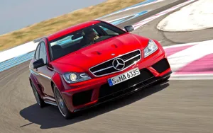 2012款C63 AMG Coupe奔驰轿车_5