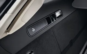 奥迪A6旅行车2012（Audi A6 Avant 2012)_17