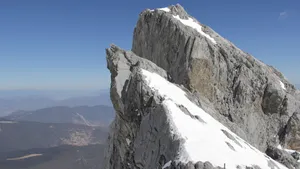 玉龙雪山风景图片_2