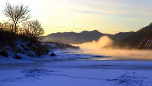 唯美的冰雪世界白雪图片_12