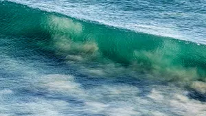 精美的海浪图片壁纸_5